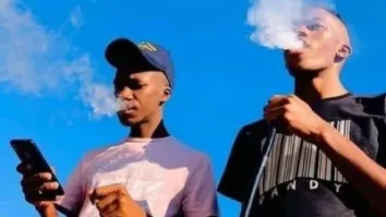 Mdu aka TRP & Bongza ft Mpho Spizzy – Ntwana Zam